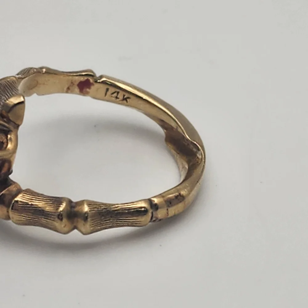 Vintage 14K Gold Bamboo-Style Ruby & Diamond Flower Bypass Ring (7.75) - Picture 7 of 10